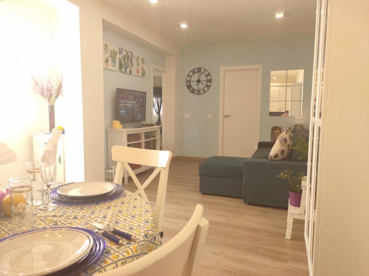 Lagunillas Voyager Apartment By Namaste Elite Малага Екстериор снимка